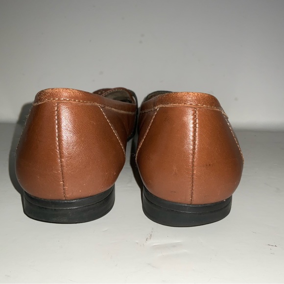 Naturalizer Camel Brown Slip-On Loafers Brass Accent at Vamp Flats - Picture 4 of 7